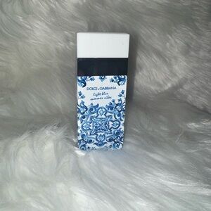 Dolce & Gabbana Blue and White Design Perfume